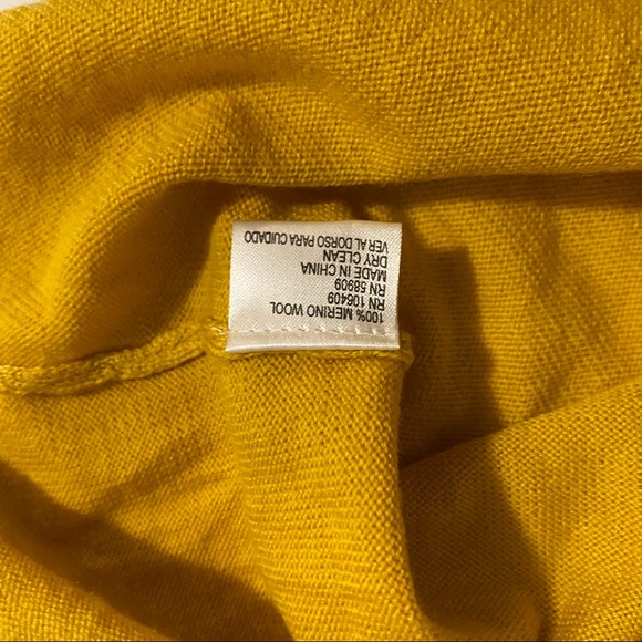 New 100% Merino Wool Antonio Melani Kyla  Mustard knit Small  Sleeveless Top - Picture 4 of 6